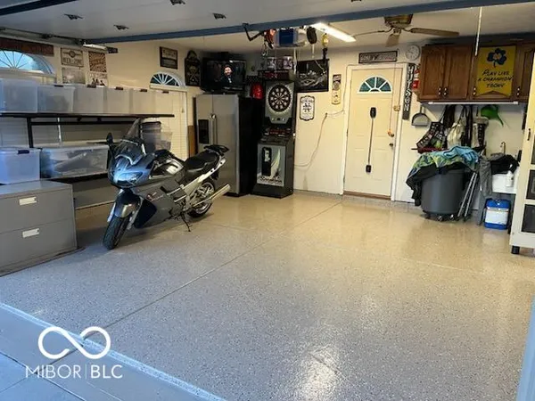 $329,900 | 8535 Robin Run Way, Avon, IN 46123