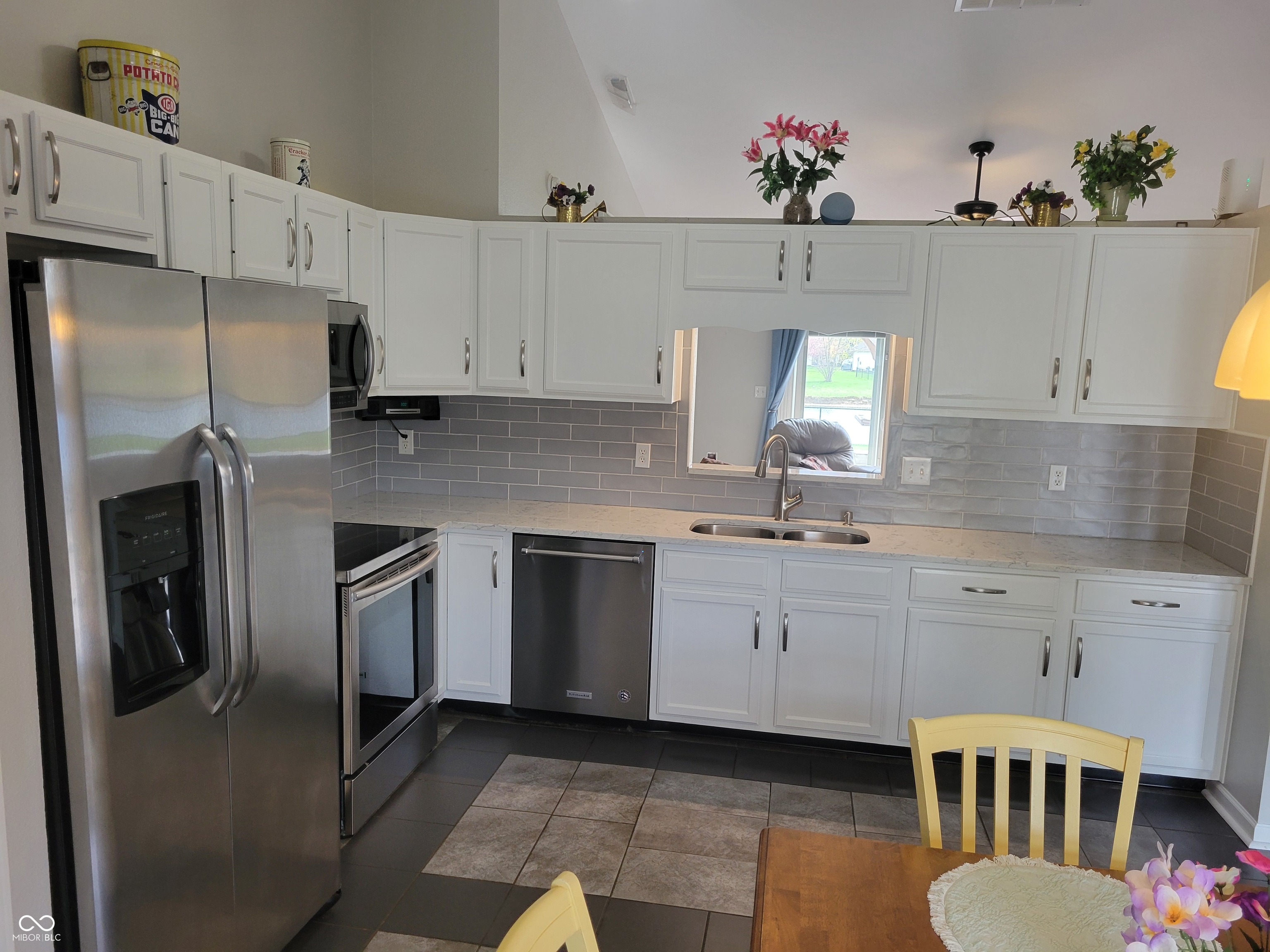 8535 Robin Run Way Avon, IN 46123 - Photo 8 of 30