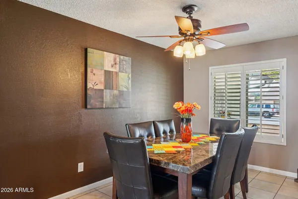 $859,900 | 1810 East Harmont Drive, Phoenix, AZ 85020