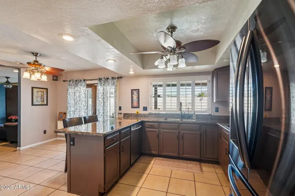 $859,900 | 1810 East Harmont Drive, Phoenix, AZ 85020