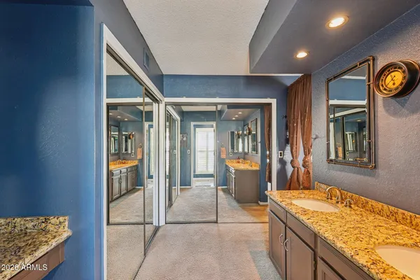 $859,900 | 1810 East Harmont Drive, Phoenix, AZ 85020