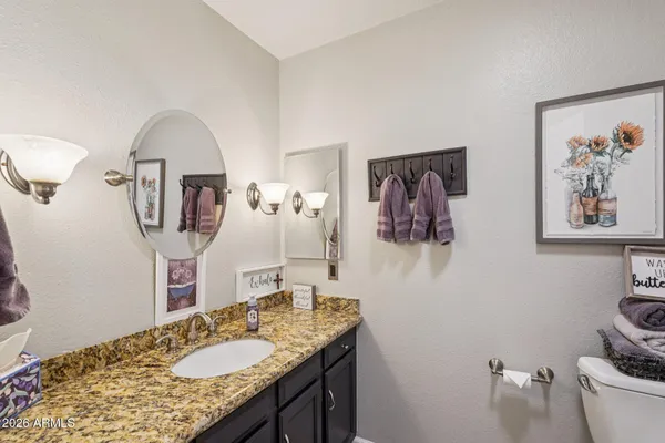 $859,900 | 1810 East Harmont Drive, Phoenix, AZ 85020