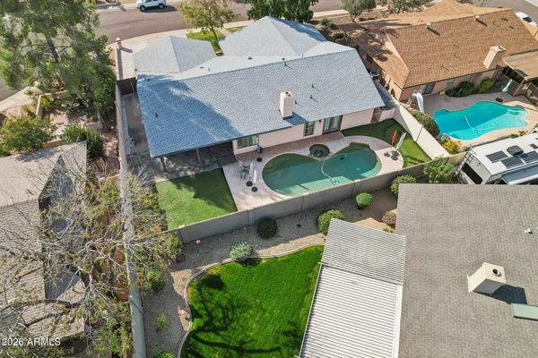 $859,900 | 1810 East Harmont Drive, Phoenix, AZ 85020