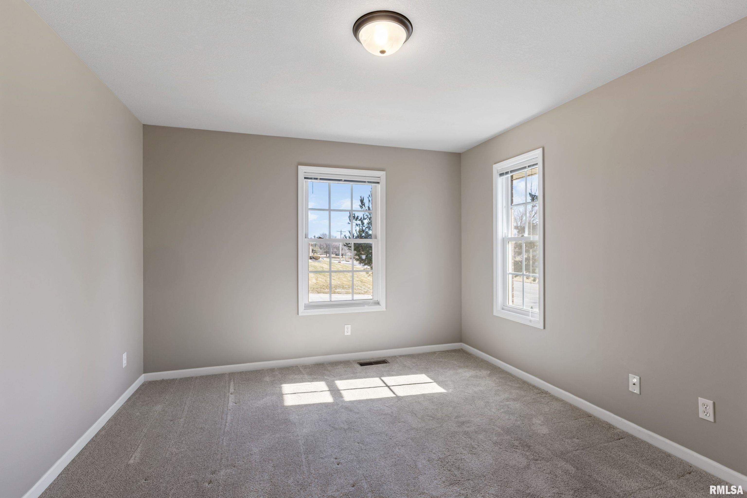 1003 Abbey Ridge Court Quincy, IL 62305 - Photo 16 of 23