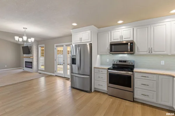 $404,000 | 1003 Abbey Ridge Court, Quincy, IL 62305