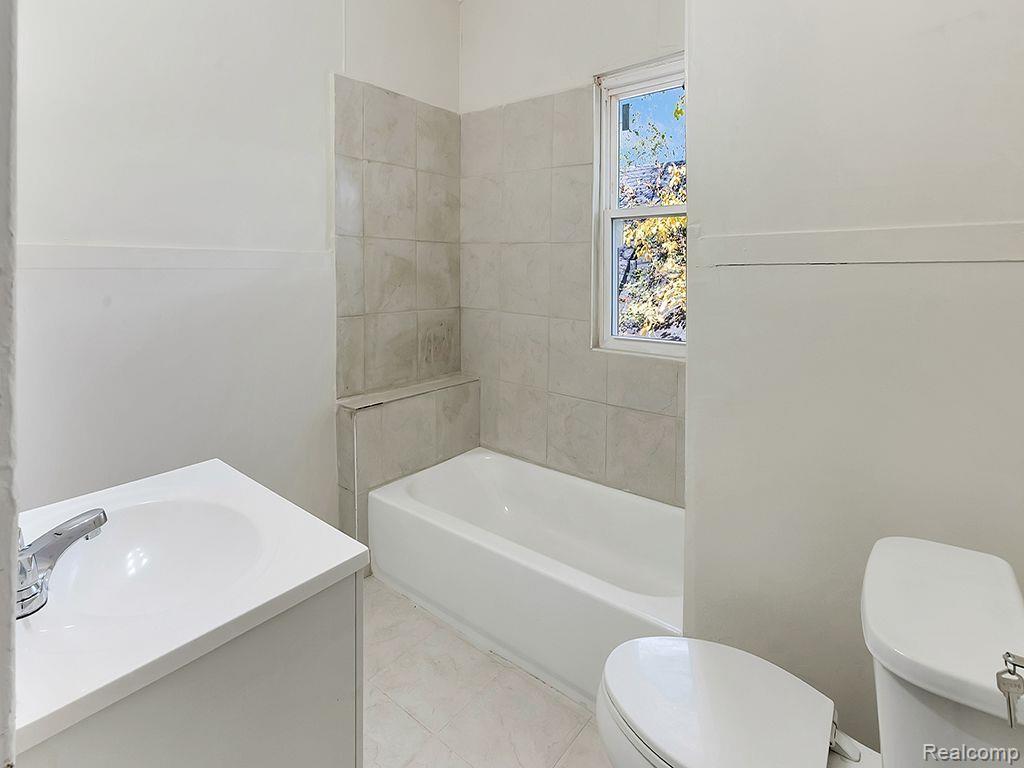 6337 Rutherford Street Detroit, MI 48228 - Photo 22 of 23 Gallery Image 22