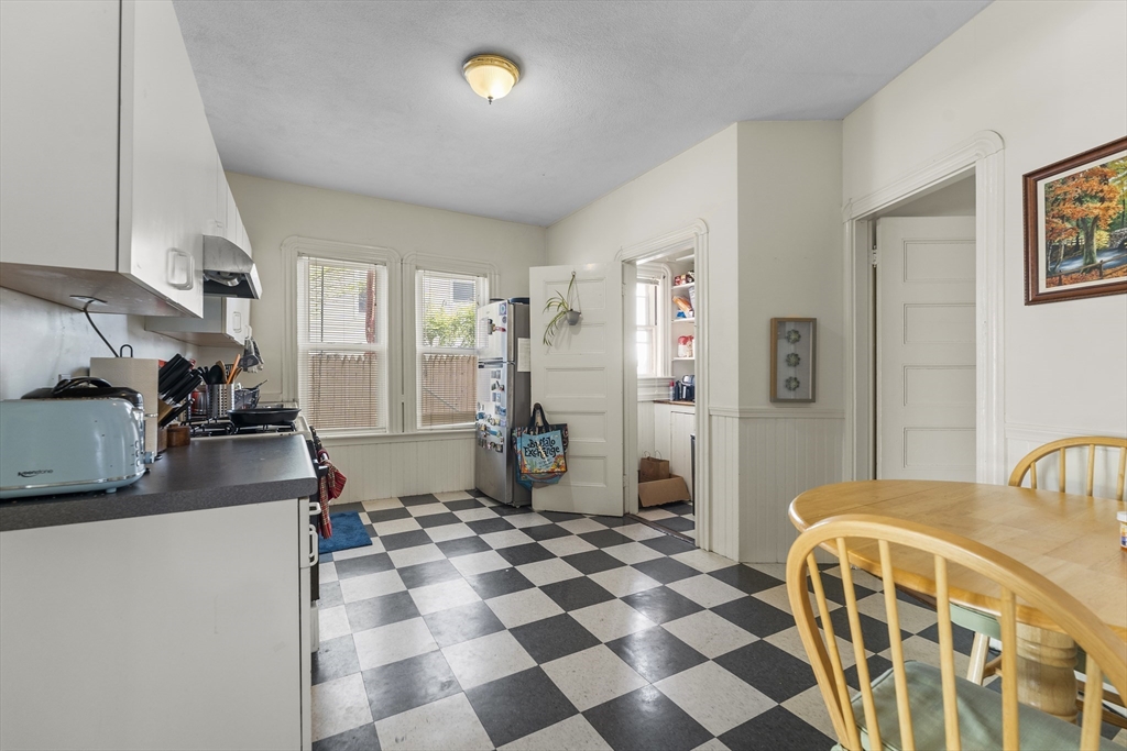 35 Ibbetson Street Somerville, MA 02143 - Photo 6 of 42