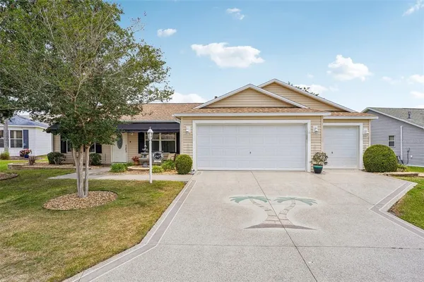 $449,999 | 447 Foster Place, The Villages, FL 32162