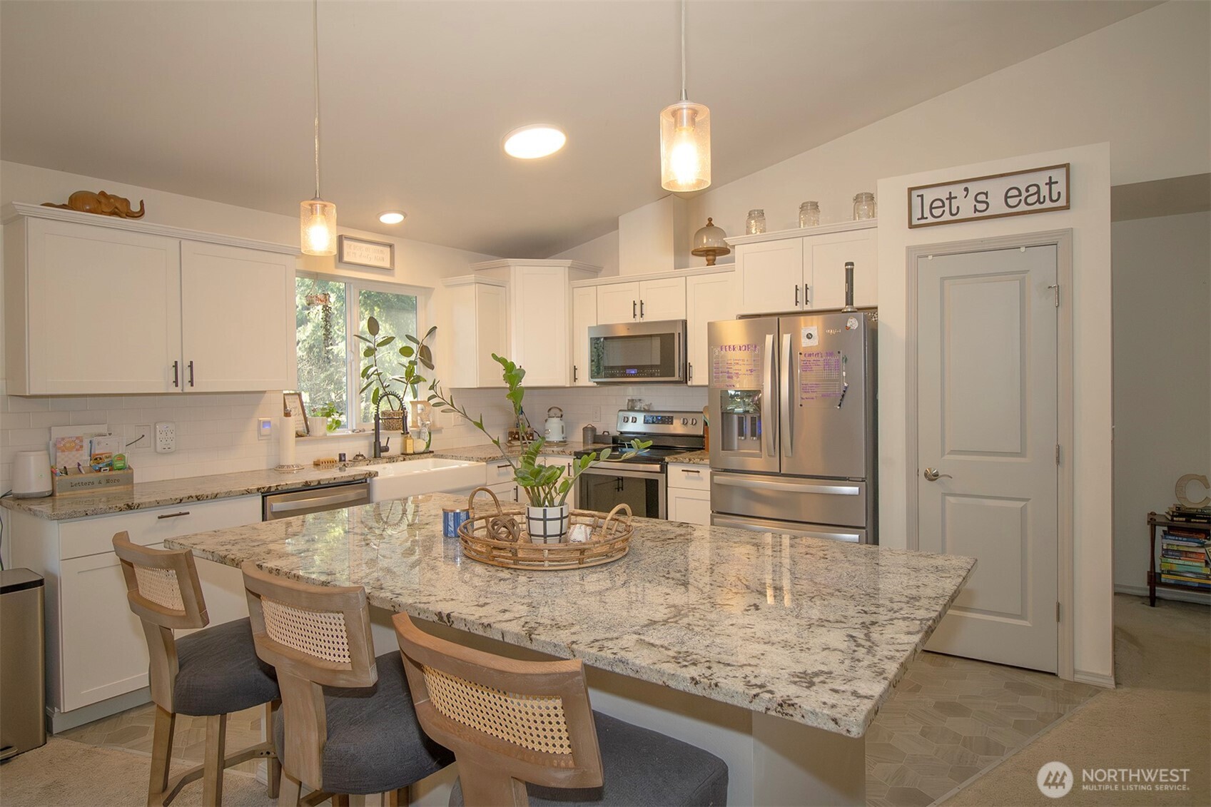 8235 173rd Avenue Southwest Rochester, WA 98579 - Photo 12 of 32