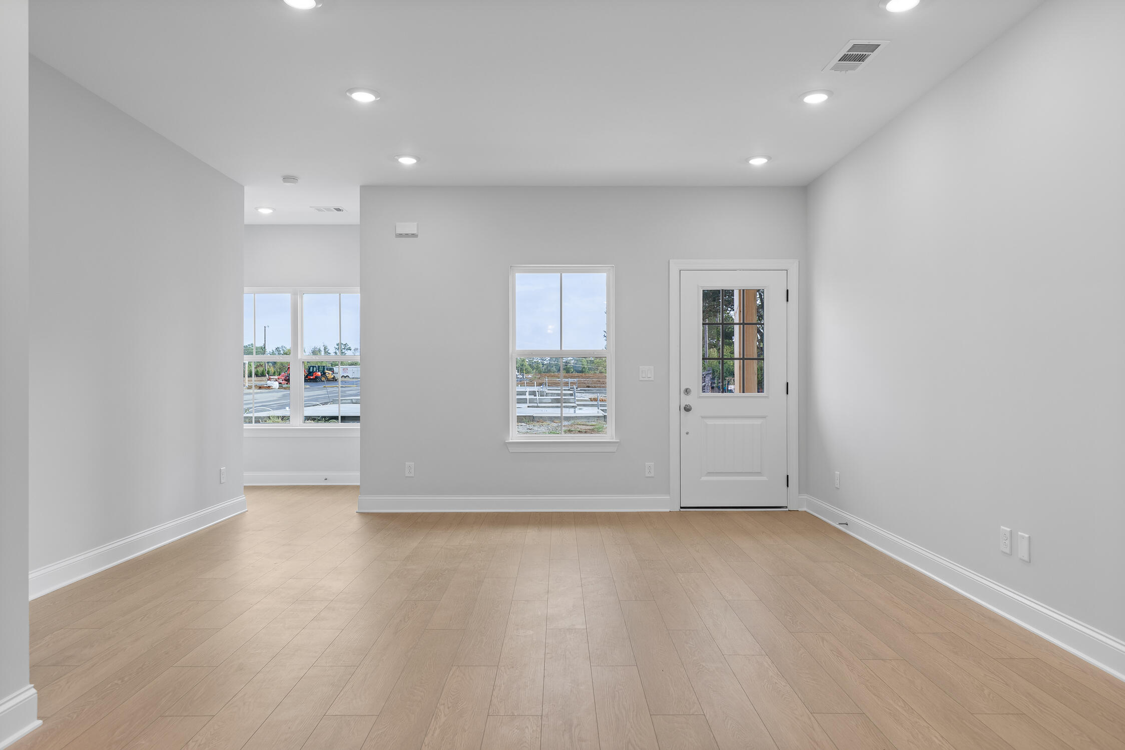 1019 Rosedew Way, Unit 17 Chattanooga, TN 37421 - Photo 5 of 17 Pembridge -7