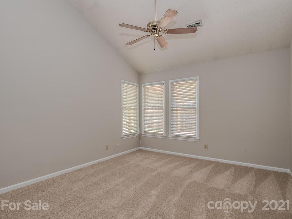7705 Trotter Road Charlotte, NC 28216 - Photo 11 of 27 Gallery Image 11