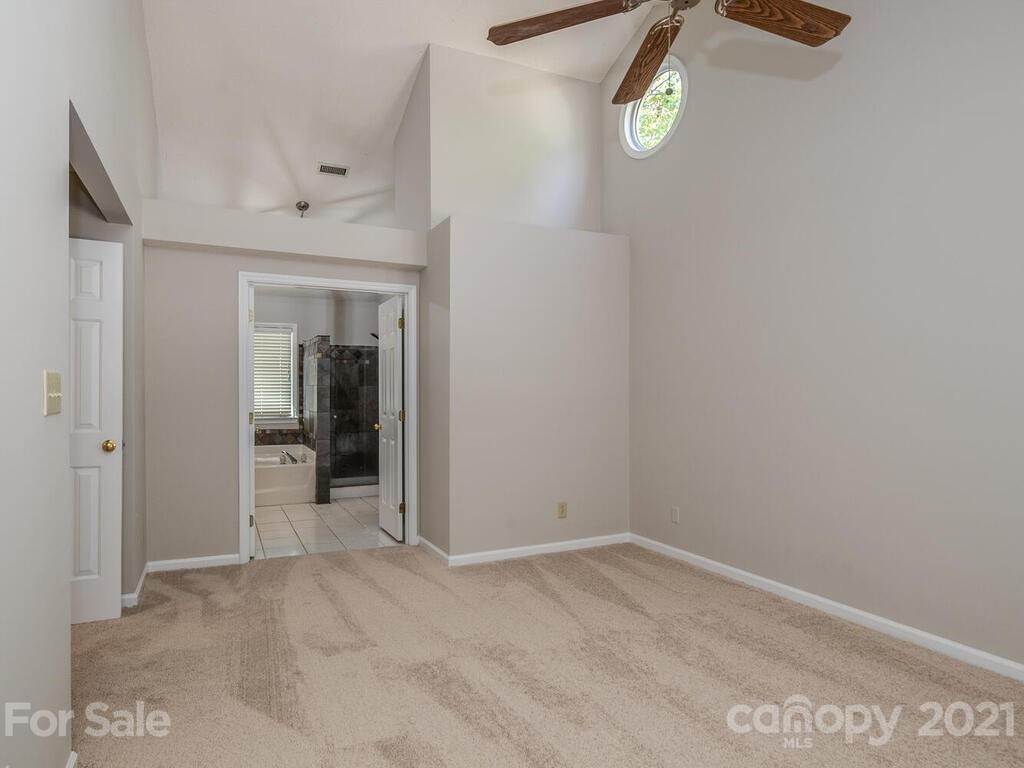 7705 Trotter Road Charlotte, NC 28216 - Photo 12 of 27 Gallery Image 12