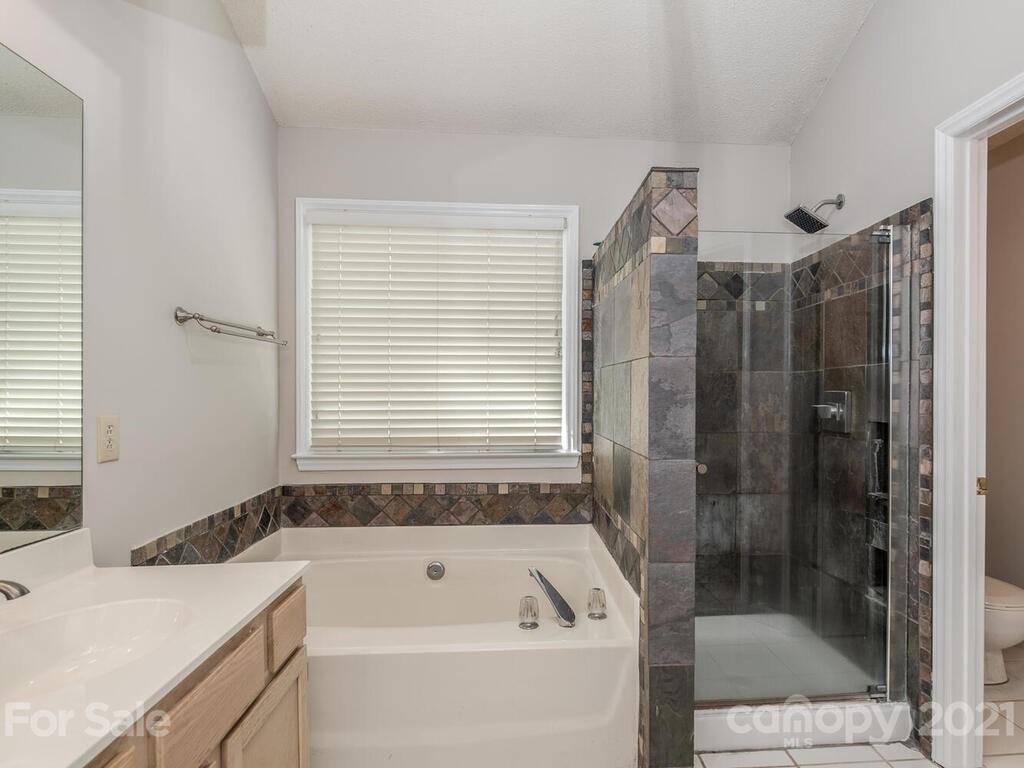 7705 Trotter Road Charlotte, NC 28216 - Photo 14 of 27 Gallery Image 14