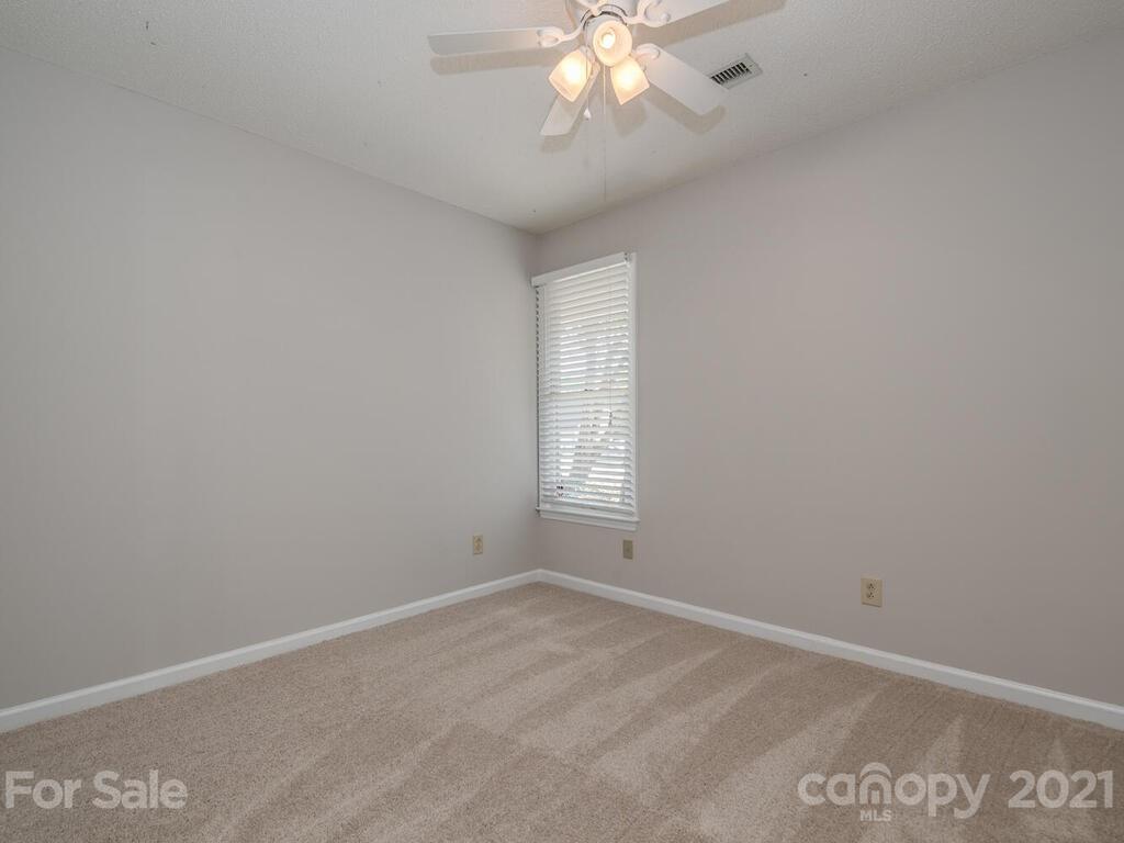 7705 Trotter Road Charlotte, NC 28216 - Photo 16 of 27 Gallery Image 16