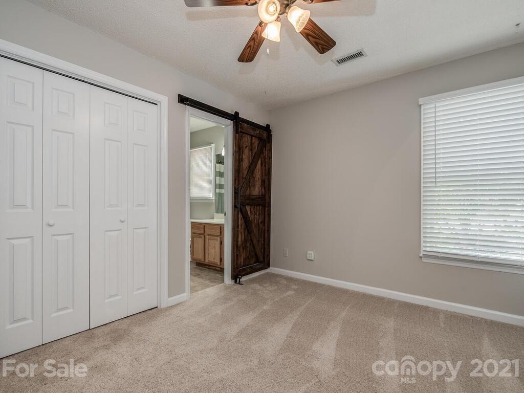 7705 Trotter Road Charlotte, NC 28216 - Photo 17 of 27 Gallery Image 17