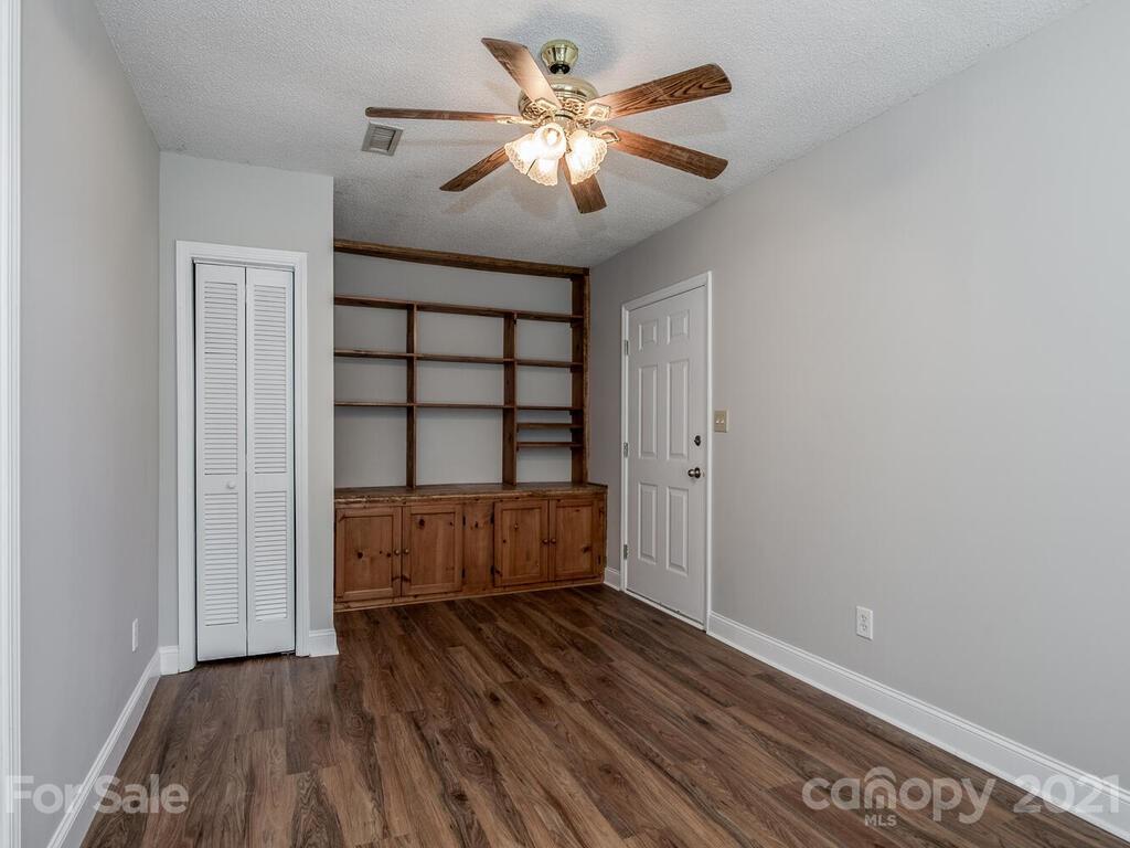 7705 Trotter Road Charlotte, NC 28216 - Photo 19 of 27 Gallery Image 19