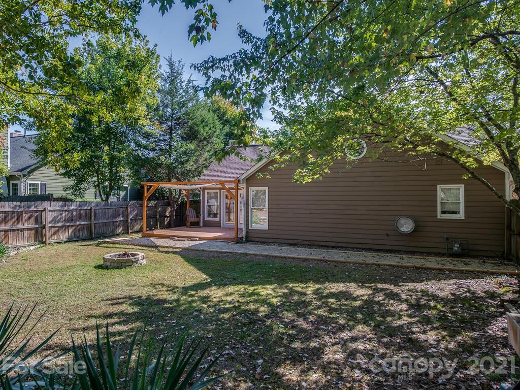 7705 Trotter Road Charlotte, NC 28216 - Photo 26 of 27 Gallery Image 26