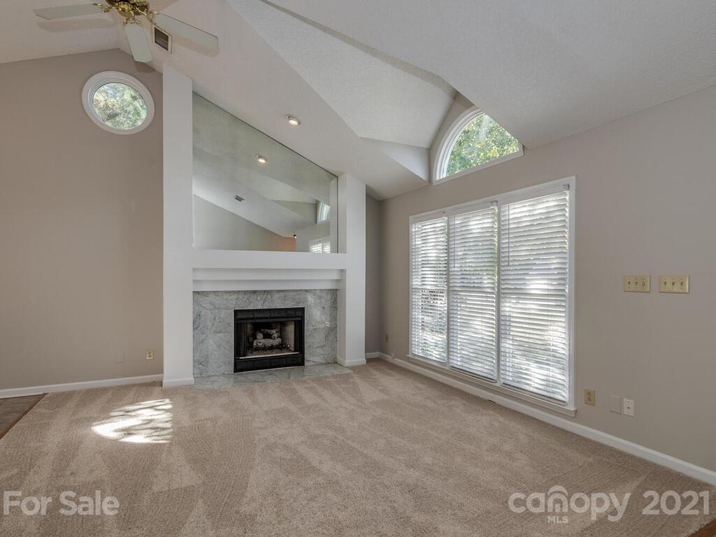 7705 Trotter Road Charlotte, NC 28216 - Photo 4 of 27 Gallery Image 4
