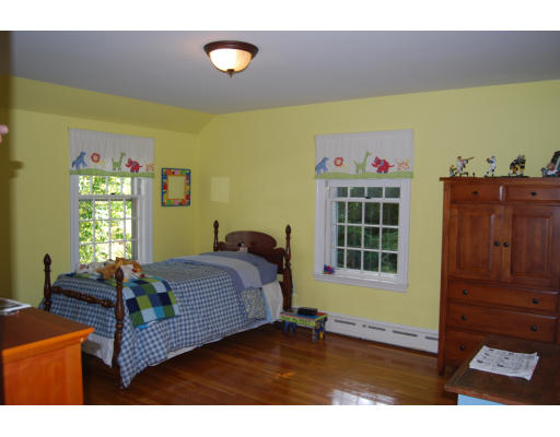 4 Hawthorne Road Winchester, MA 01890 - Photo 12 of 17 Gallery Image 12