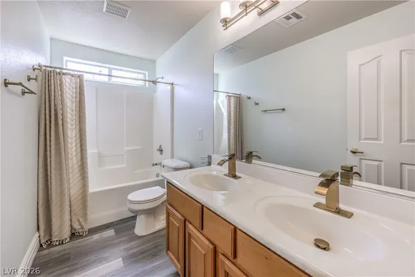 $529,999 | 8341 West Jeremiahs Lodge Avenue, Las Vegas, NV 89131