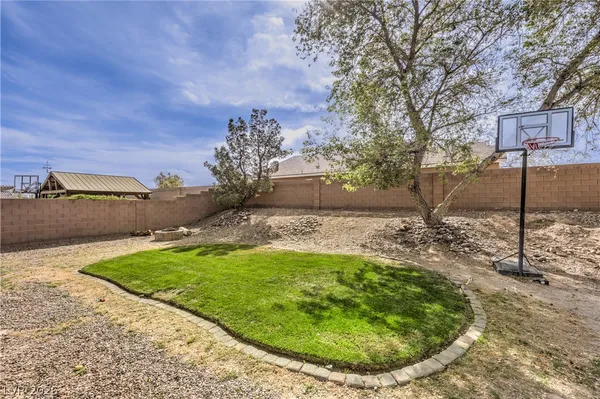 $529,999 | 8341 West Jeremiahs Lodge Avenue, Las Vegas, NV 89131