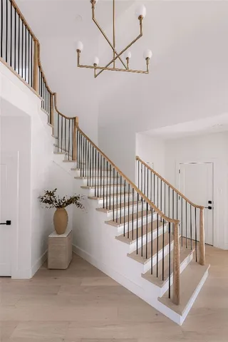 $1,175,000 | 5616 Gorham Glen Lane, Austin, TX 78739