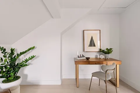 $1,175,000 | 5616 Gorham Glen Lane, Austin, TX 78739