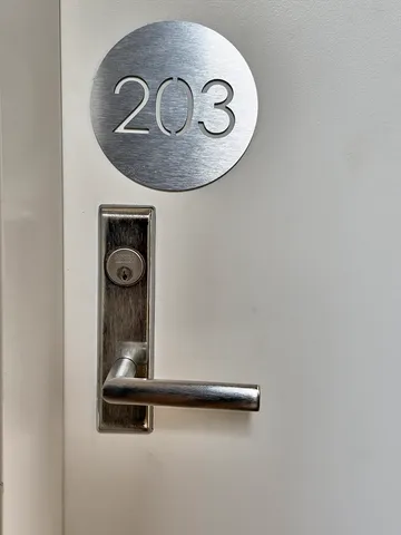 $2,400 | 520 State Road, Unit 203, North Adams, MA 01247