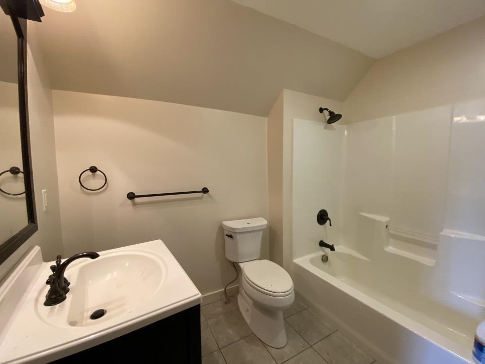309 Bradford Road Newport, NH 03773 - Photo 5 of 11