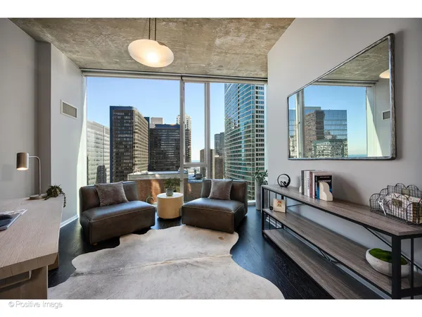 $1,025,000 | 600 North Fairbanks Court, Unit 2801, Chicago, IL 60611