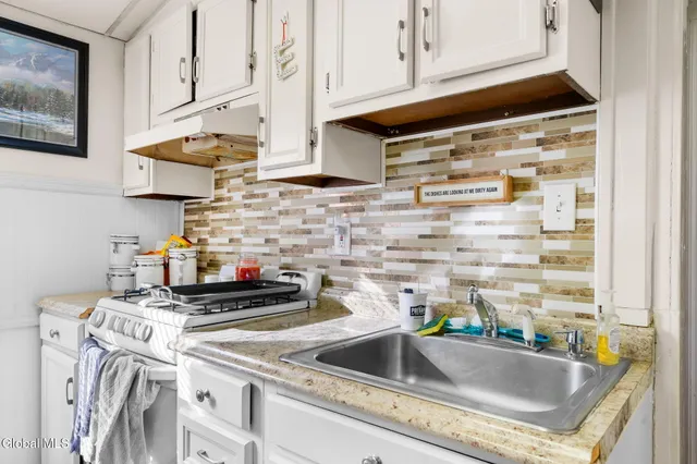 $250,000 | Undisclosed Address, Rensselaer, NY 12144