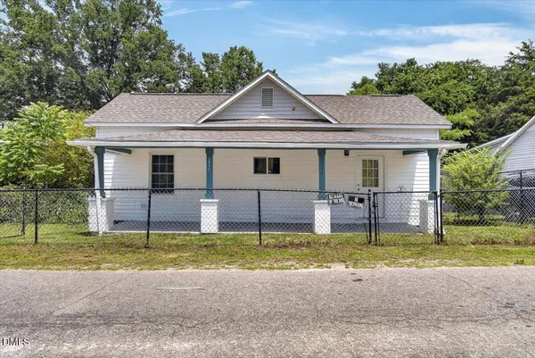 $130,000 | 1311 South Williams Street, Henderson, NC 27536