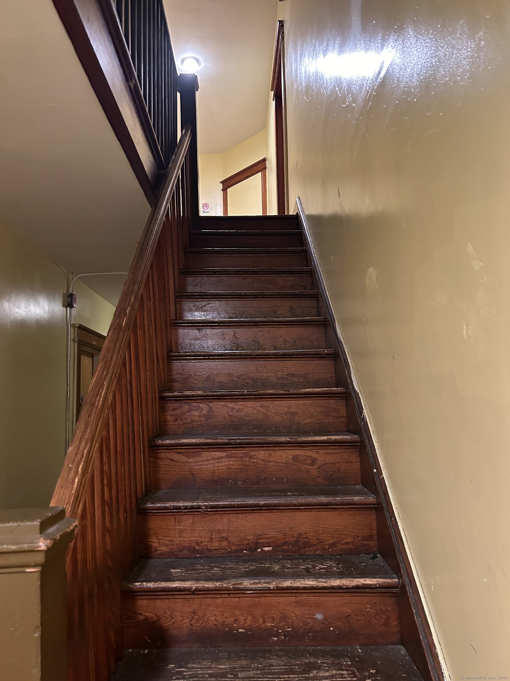 20 Beatty Street, Unit 3W New Britain, CT 06051 - Photo 11 of 15 a view of entryway