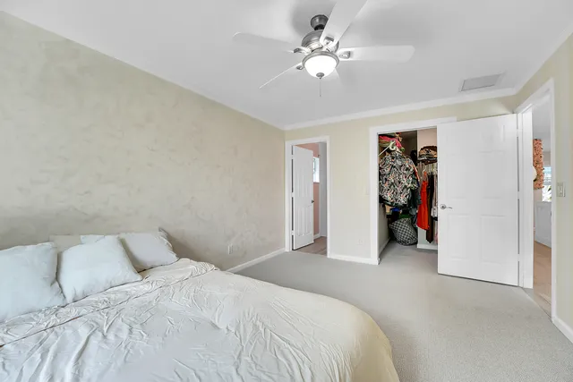 $399,999 | 5715 Southeast Pine Drive, Stuart, FL 34997