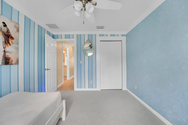 $399,999 | 5715 Southeast Pine Drive, Stuart, FL 34997