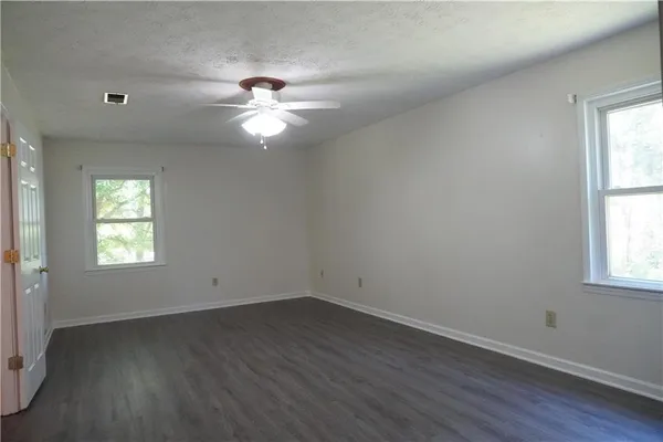 $3,000 | 2421 Fieldstone Drive Southeast, Conyers, GA 30013