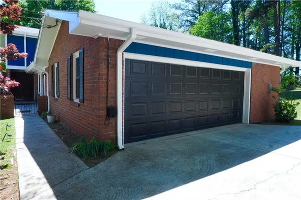 $3,000 | 2421 Fieldstone Drive Southeast, Conyers, GA 30013