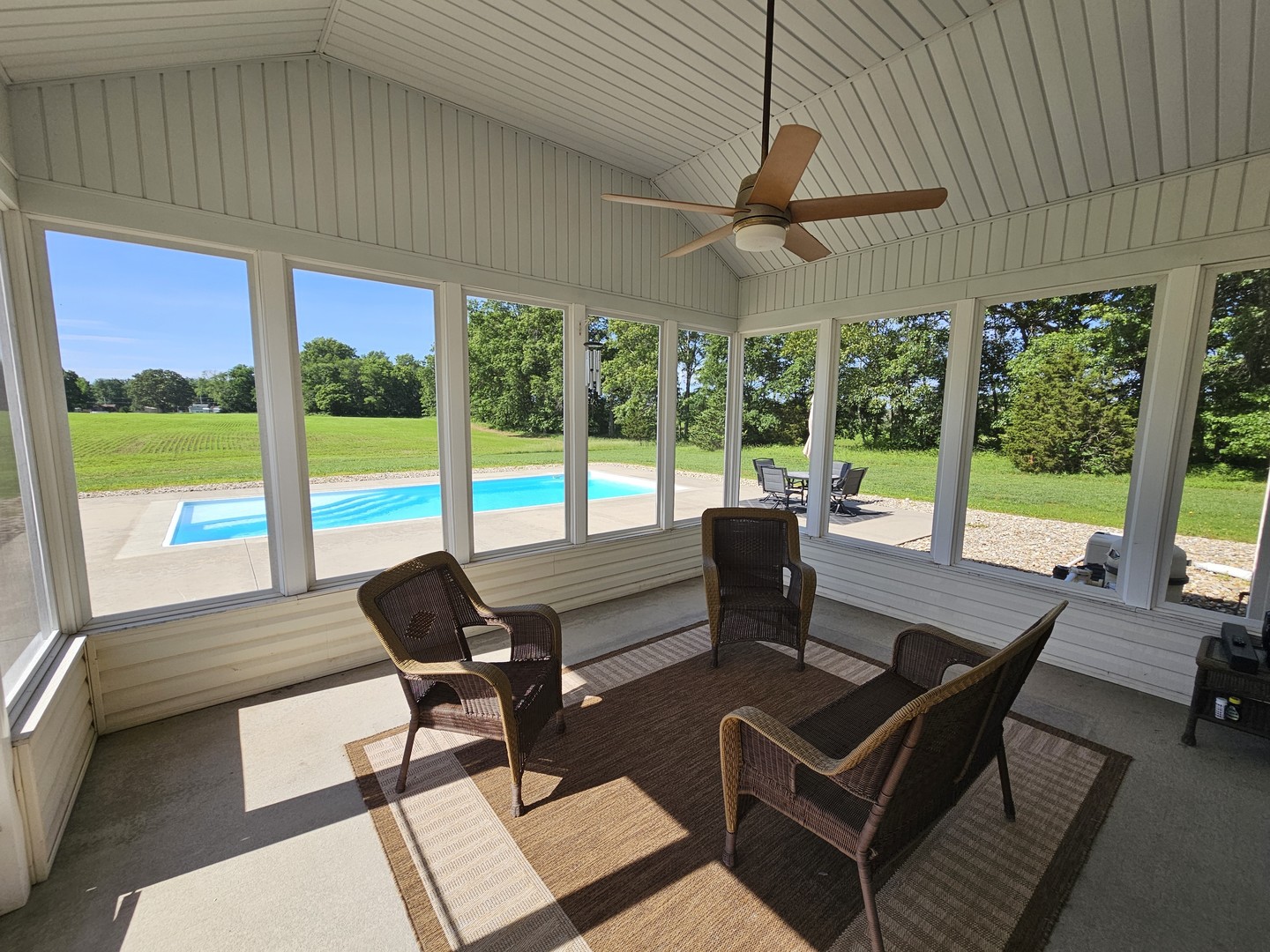 17619 East Angling Road Mount Vernon, IL 62864 - Photo 4 of 37