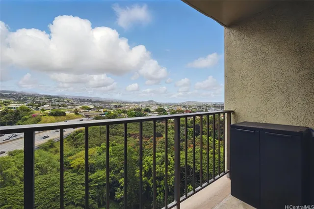 $450,000 | 98-500 Koauka Loop, Unit 18A, Aiea, HI 96701