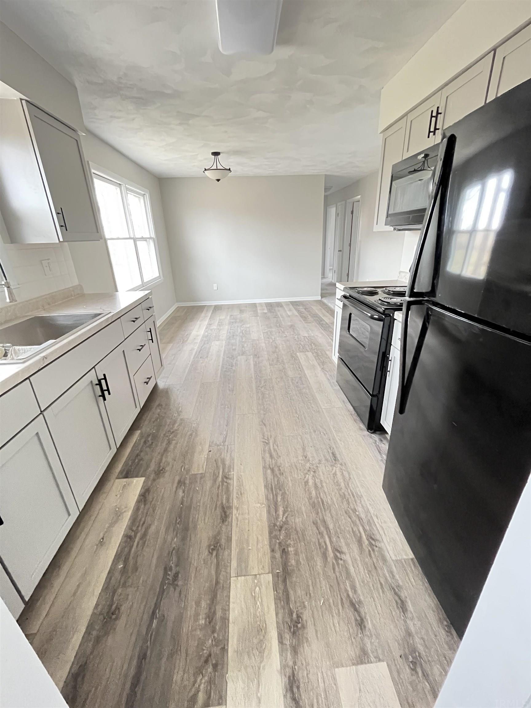 9323 Marion Road Warren, IN 46792 - Photo 6 of 11 Gallery Image 6