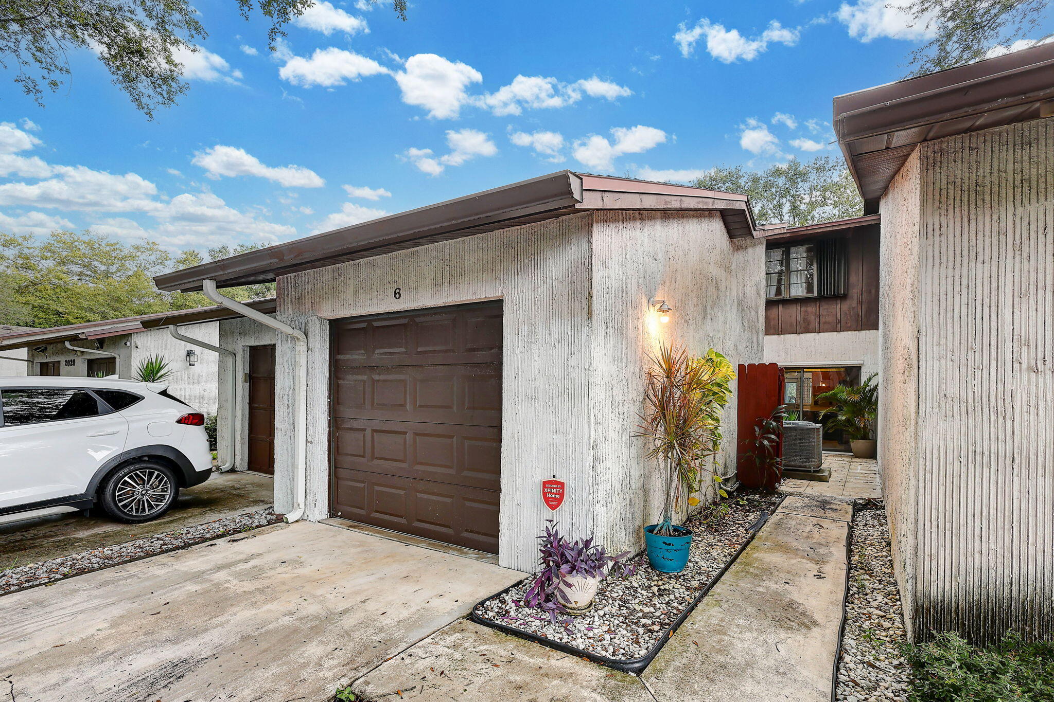 2020 Colonial Road, Unit 6 Fort Pierce, FL 34950 - Photo 2 of 31 Home Front