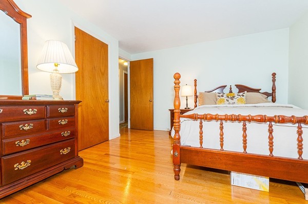 126 Herrick Road Boxford, MA 01921 - Photo 13 of 22 Gallery Image 13