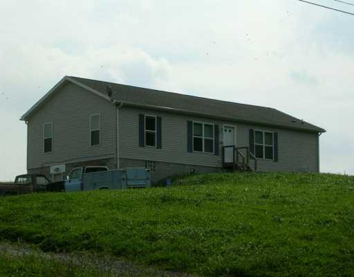 1466 East Cruikshank Road Valencia, PA 16059 - Photo 1 of 6 Exterior Front.