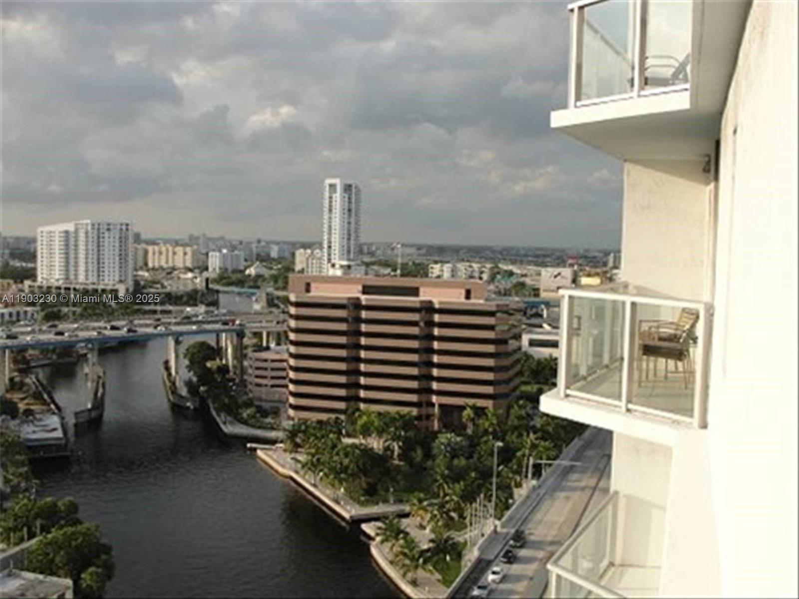185 Southwest 7th Street, Unit 1802 Miami, FL 33130 - Photo 11 of 39