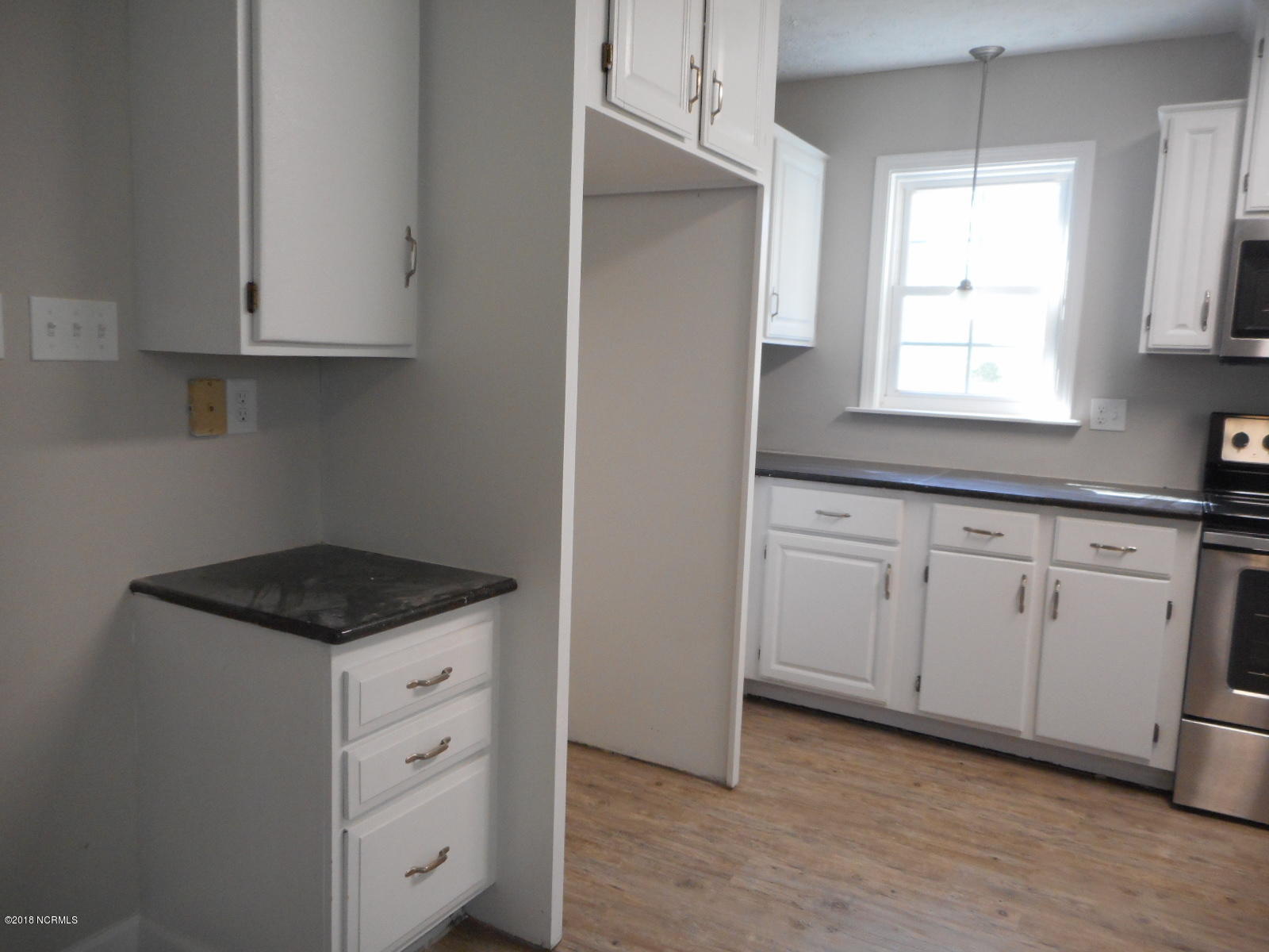 100 Poplar Road Havelock, NC 28532 - Photo 8 of 26 Kitchen 2