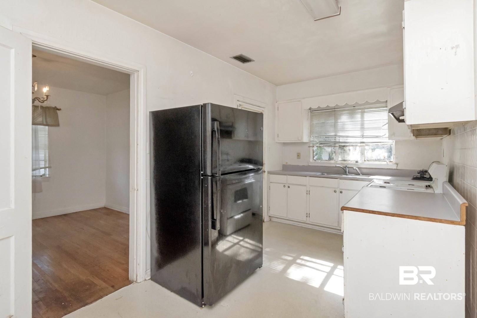 164 Emogene Place Mobile, AL 36606 - Photo 8 of 13