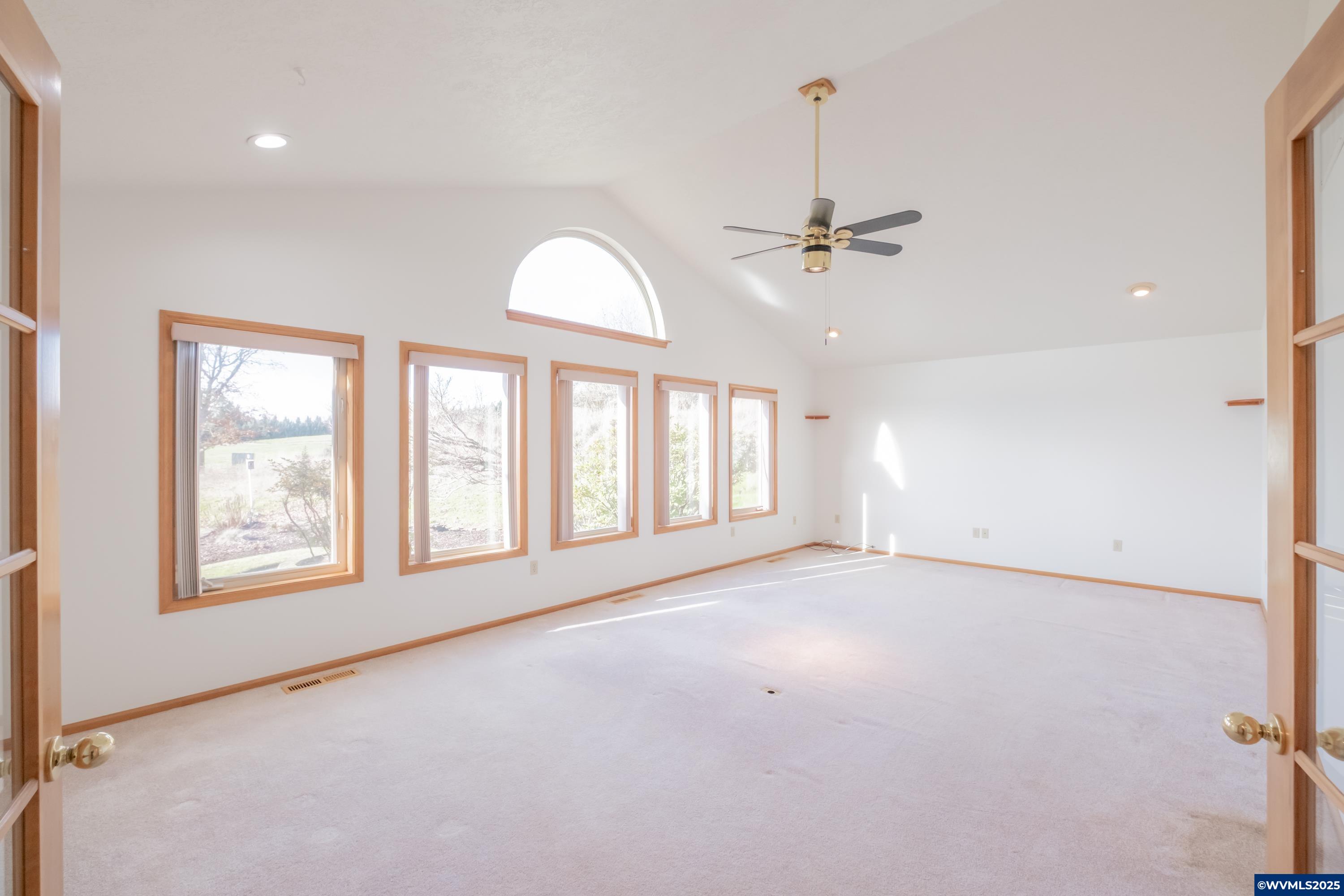 12878 Meadowood Road Southeast Jefferson, OR 97352 - Photo 9 of 45 Gallery Image 9