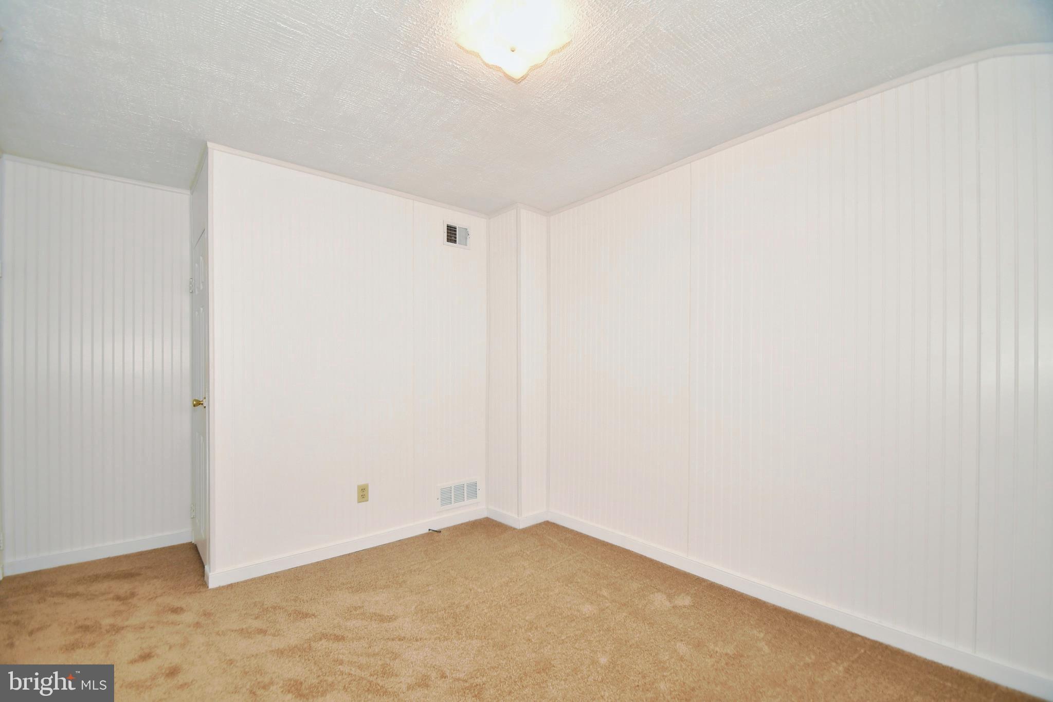 8004 Wallace Road Baltimore, MD 21222 - Photo 14 of 38 Bedroom