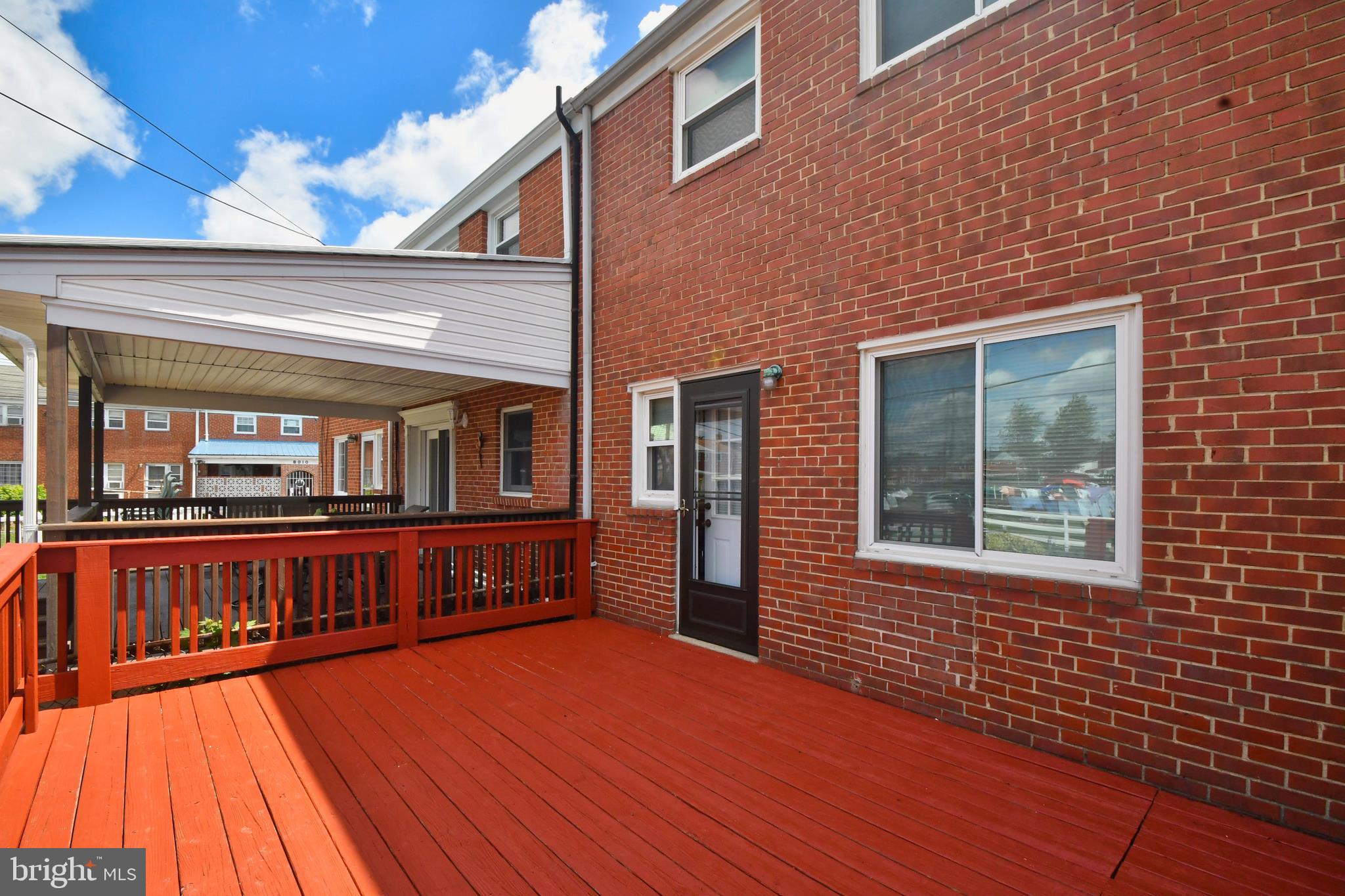 8004 Wallace Road Baltimore, MD 21222 - Photo 33 of 38 Deck