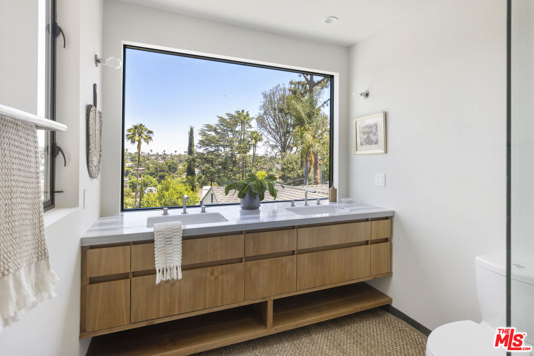 1508 Elevado Street Los Angeles, CA 90026 - Photo 29 of 50